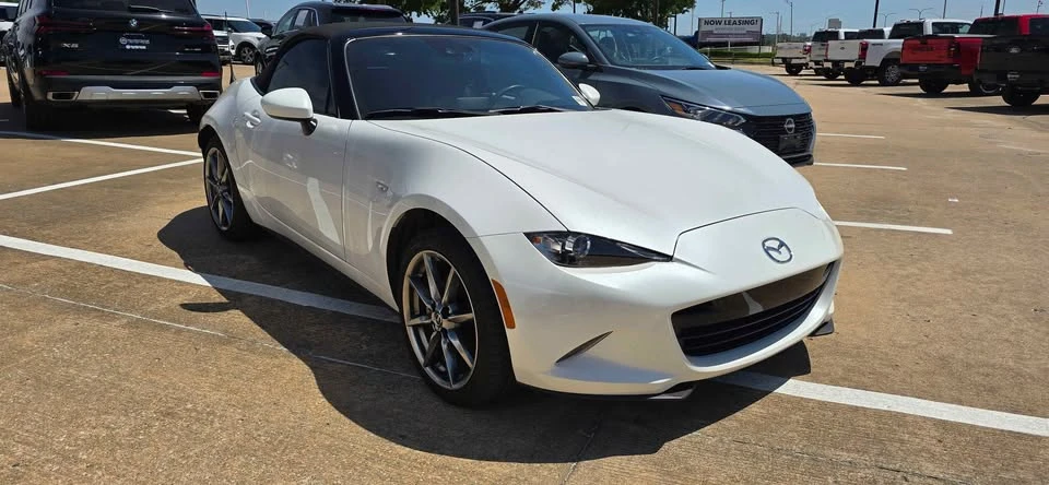 2023 Mazda ND MX-5 Miata - Image 3 of 9