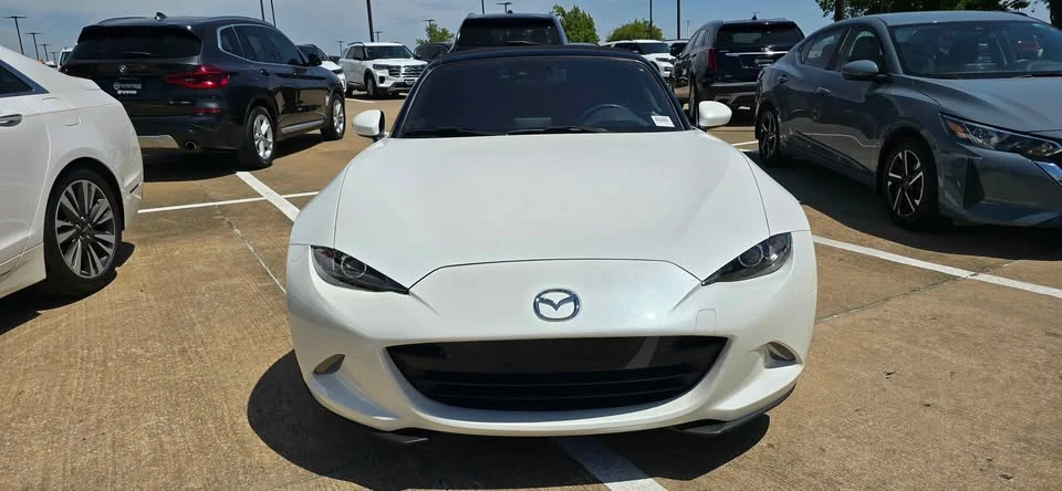 2023 Mazda ND MX-5 Miata - Image 2 of 9