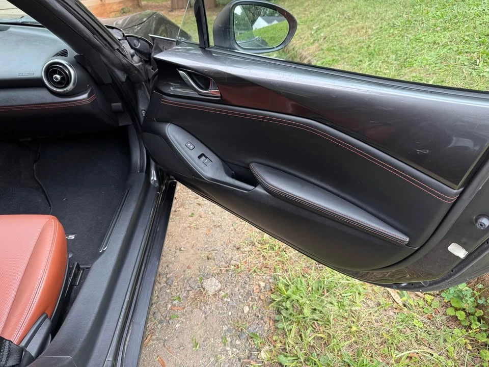 2023 Mazda ND MX-5 Miata - Image 6 of 10