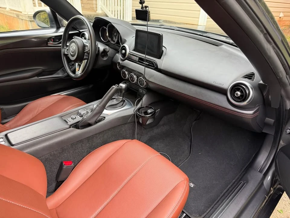 2023 Mazda ND MX-5 Miata - Image 5 of 10