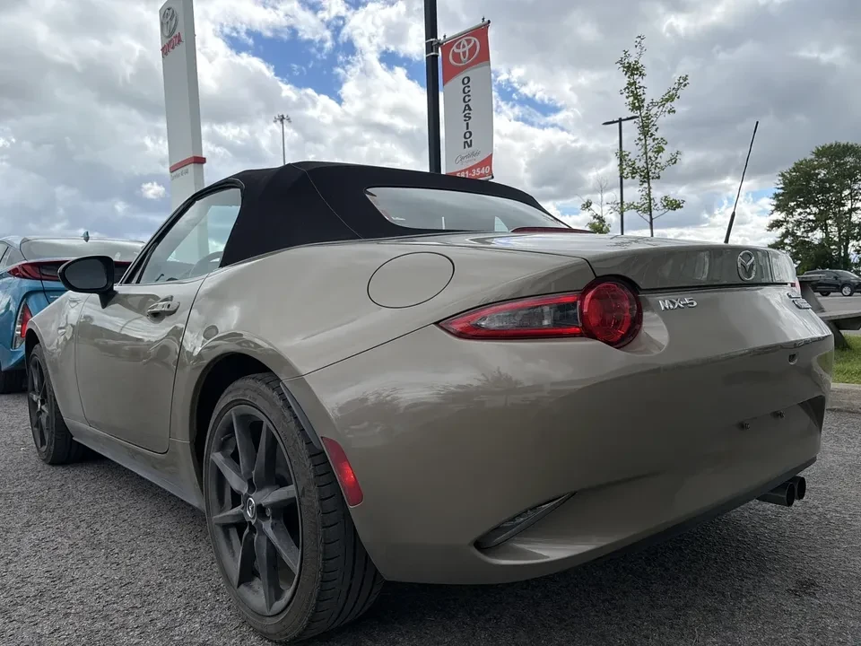 2023 Mazda ND MX-5 Miata - Image 4 of 8