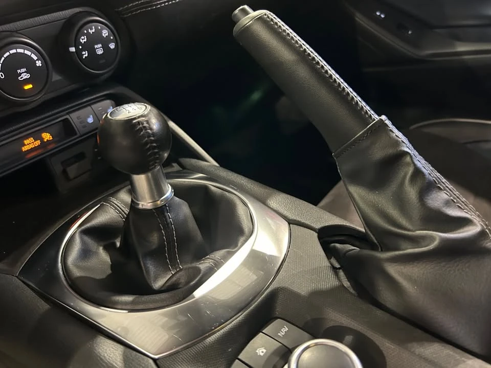 2023 Mazda ND MX-5 Miata - Image 19 of 20