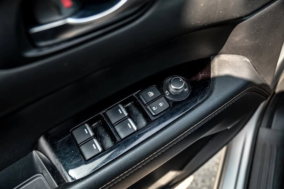 2023 Mazda CX-5 2nd Gen - Image 9 of 19