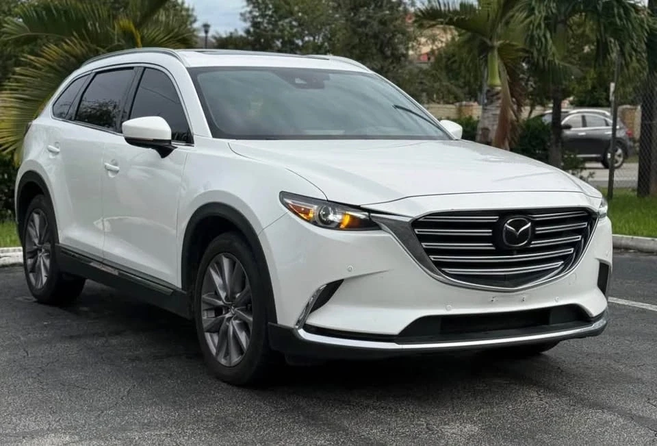 2023 Mazda CX-9 - Image 2 of 10