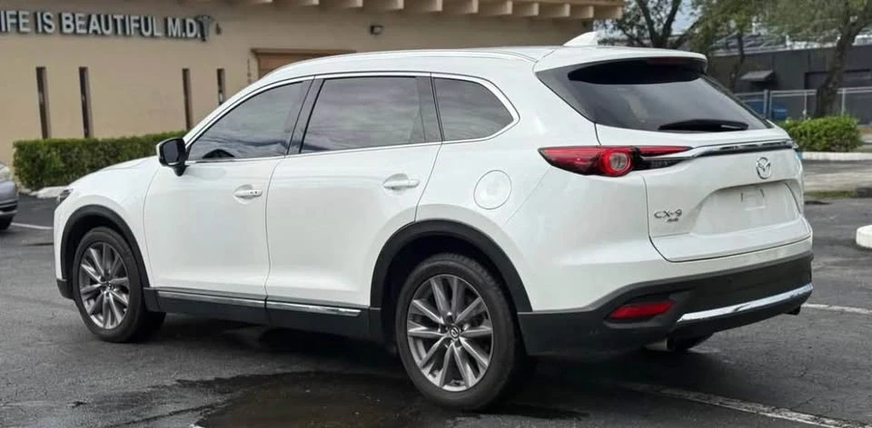 2023 Mazda CX-9 - Image 5 of 10
