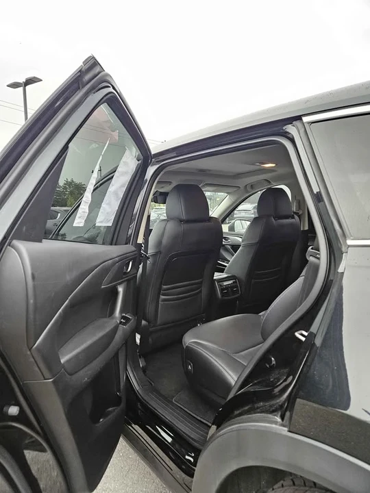 2023 Mazda CX-9 - Image 7 of 8