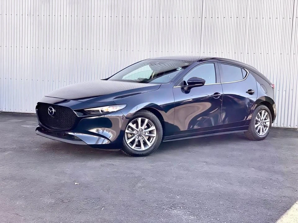 2023 Mazda Mazda 3 4th Gen - Image 2 of 5