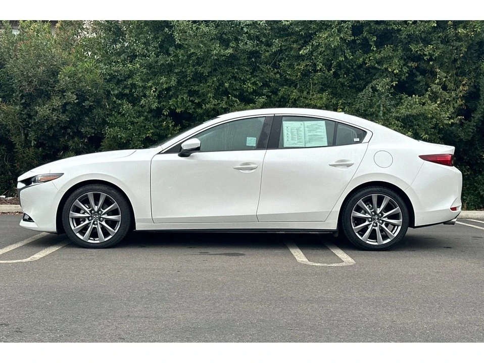 2023 Mazda Mazda 3 4th Gen - Image 8 of 10