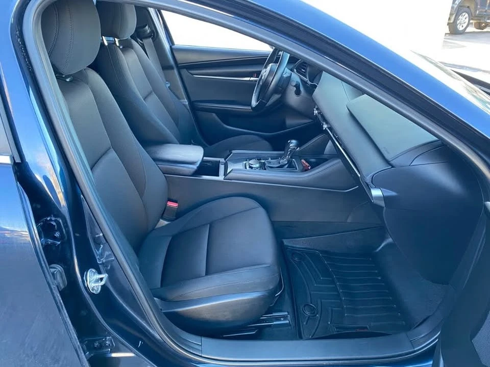 2023 Mazda Mazda 3 4th Gen - Image 8 of 10