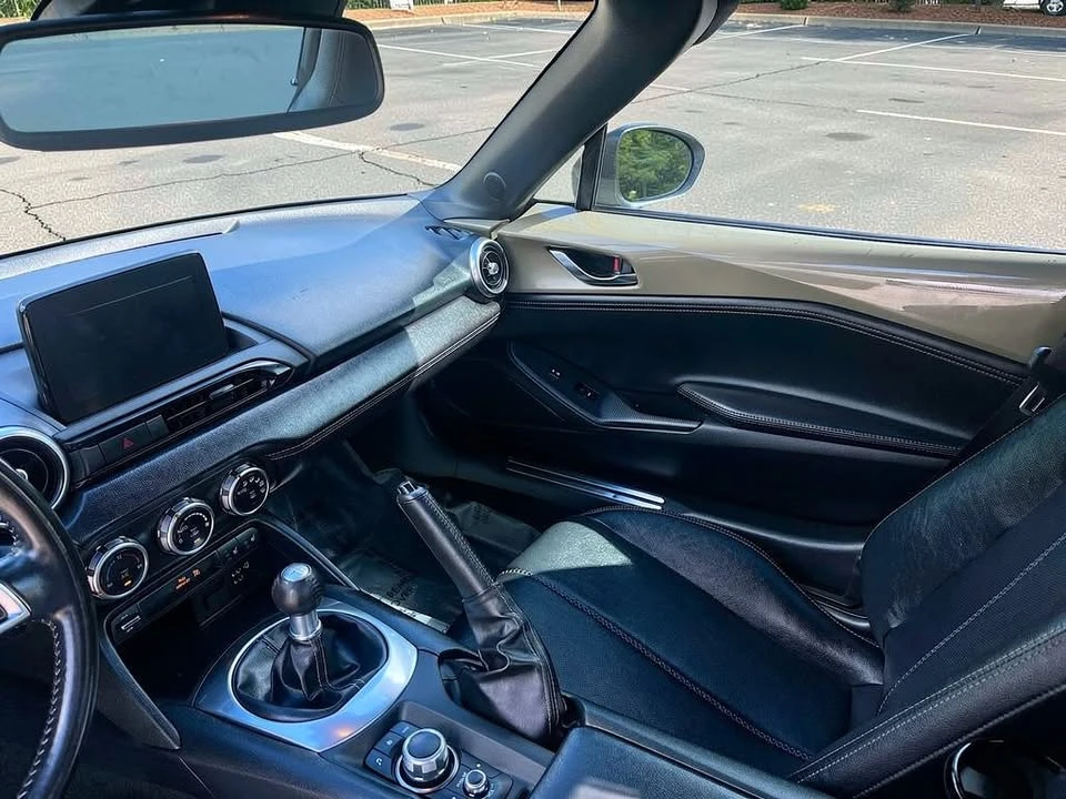 2023 Mazda ND MX-5 Miata - Image 13 of 14