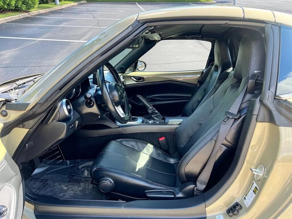 2023 Mazda ND MX-5 Miata - Image 10 of 14