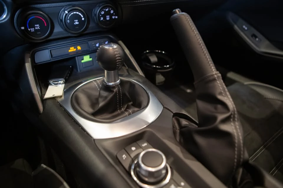 2023 Mazda ND MX-5 Miata - Image 16 of 20