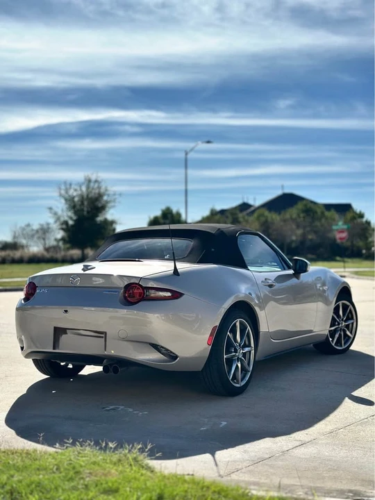 2023 Mazda ND MX-5 Miata - Image 8 of 15