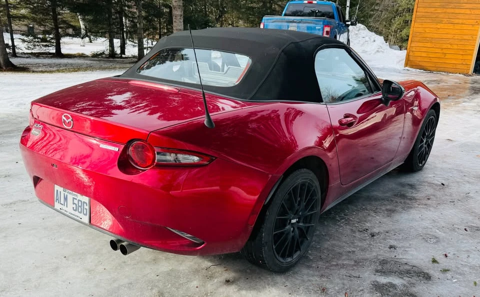 2023 Mazda ND MX-5 Miata - Image 2 of 4