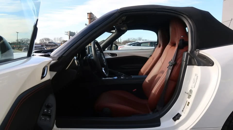 2023 Mazda ND MX-5 Miata - Image 18 of 19