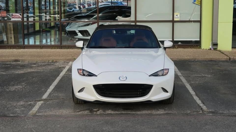 2023 Mazda ND MX-5 Miata - Image 5 of 19