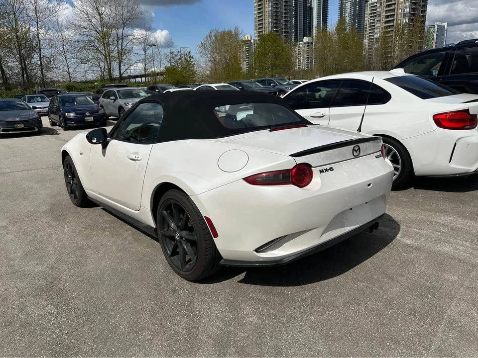 2023 Mazda ND MX-5 Miata - Image 4 of 8