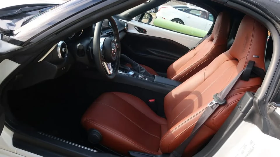 2023 Mazda ND MX-5 Miata - Image 19 of 20