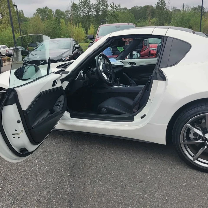 2023 Mazda ND MX-5 Miata - Image 10 of 15