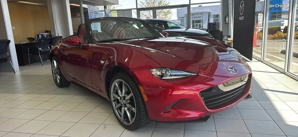 2023 Mazda ND MX-5 Miata - Image 4 of 13