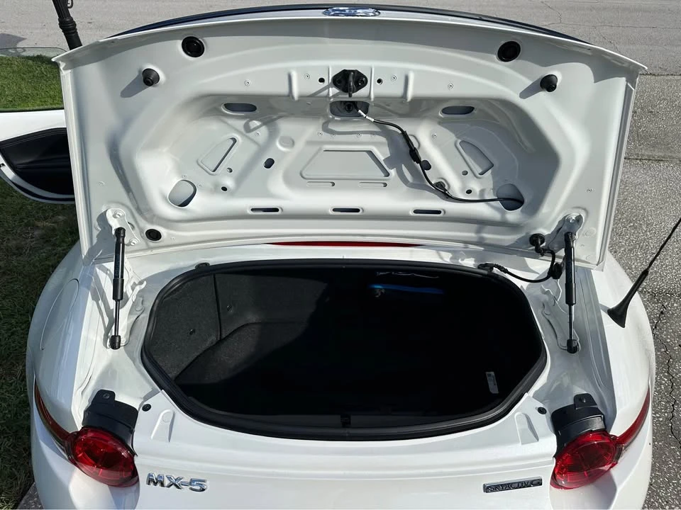 2023 Mazda ND MX-5 Miata - Image 9 of 19