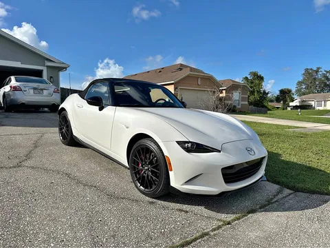 2023 Mazda MX-5 Miata Club