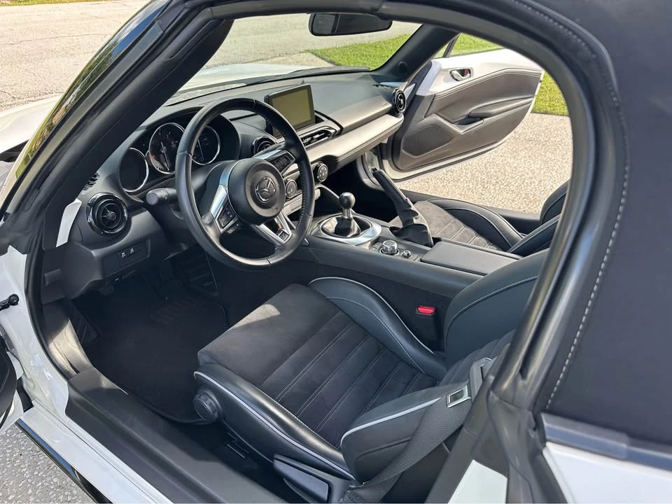 2023 Mazda ND MX-5 Miata - Image 12 of 19