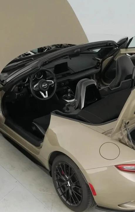 2023 Mazda ND MX-5 Miata - Image 11 of 14