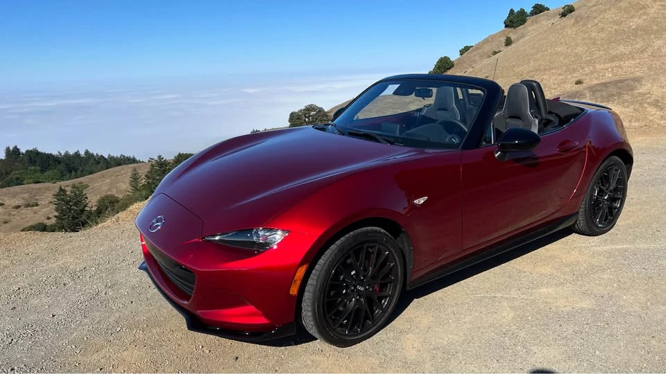 2023 Mazda ND MX-5 Miata - Image 2 of 3