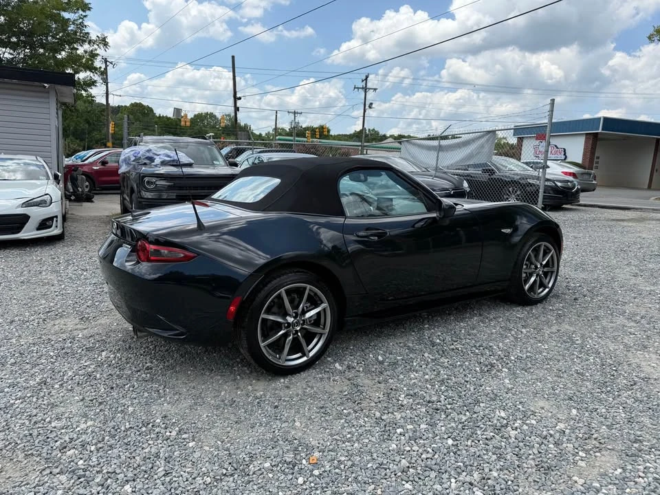 2023 Mazda ND MX-5 Miata - Image 9 of 17