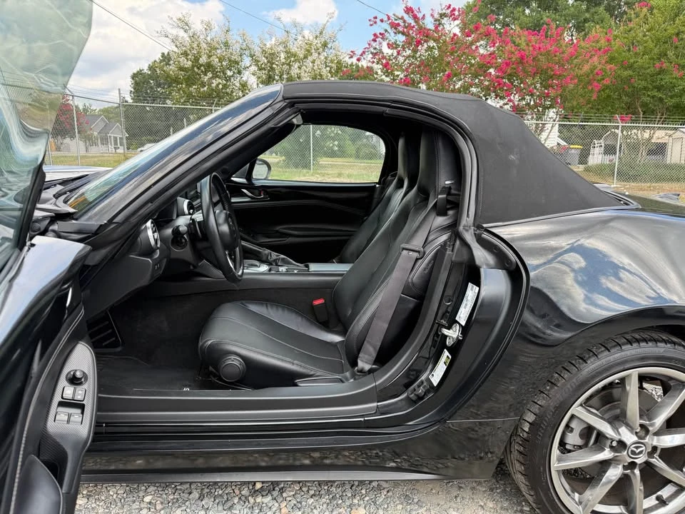 2023 Mazda ND MX-5 Miata - Image 12 of 17