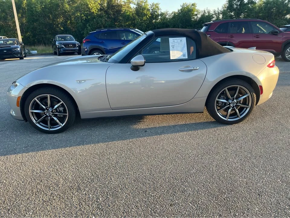 2023 Mazda ND MX-5 Miata - Image 5 of 11