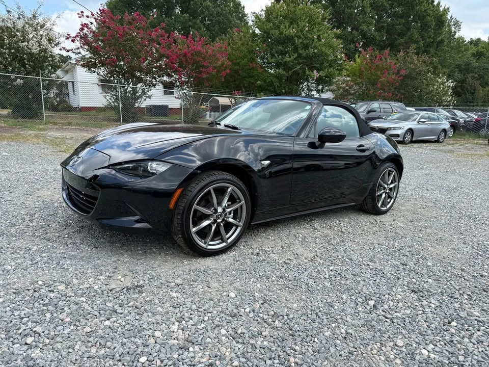 2023 Mazda ND MX-5 Miata - Image 4 of 17