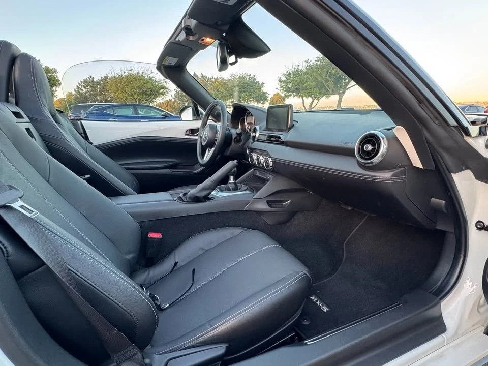 2023 Mazda ND MX-5 Miata - Image 3 of 18