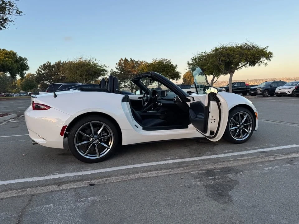 2023 Mazda ND MX-5 Miata - Image 2 of 18