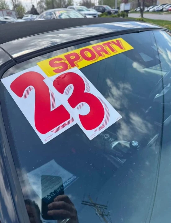 2023 Mazda ND MX-5 Miata - Image 15 of 15