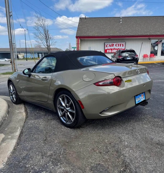 2023 Mazda ND MX-5 Miata - Image 5 of 15