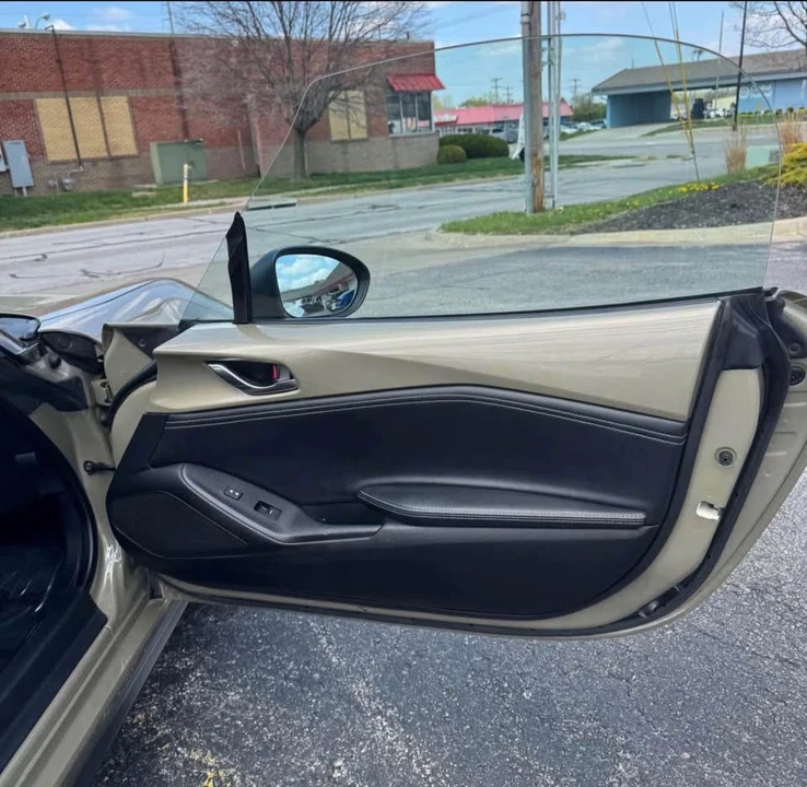 2023 Mazda ND MX-5 Miata - Image 11 of 15