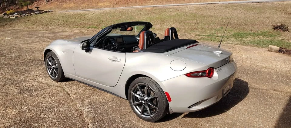 2023 Mazda ND MX-5 Miata - Image 5 of 5