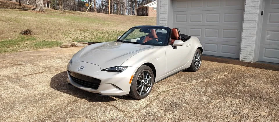 2023 Mazda ND MX-5 Miata - Image 4 of 5
