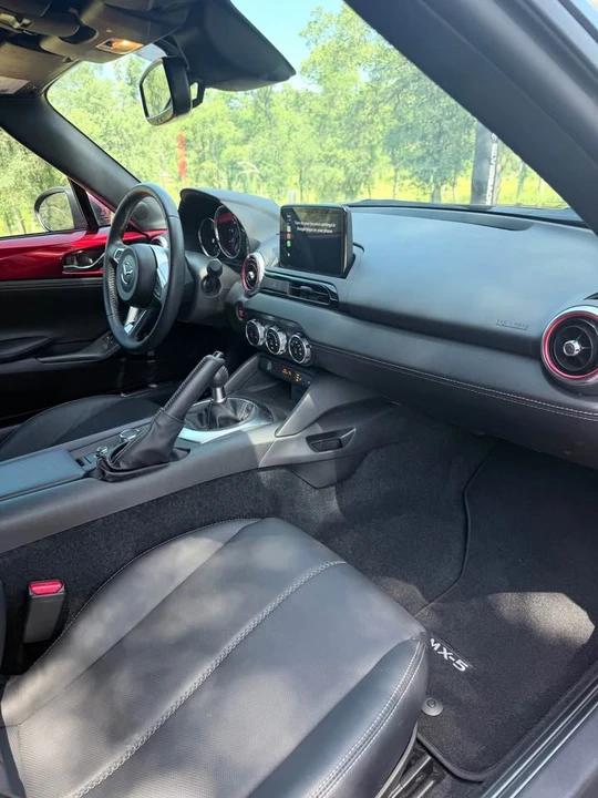 2023 Mazda ND MX-5 Miata - Image 10 of 18