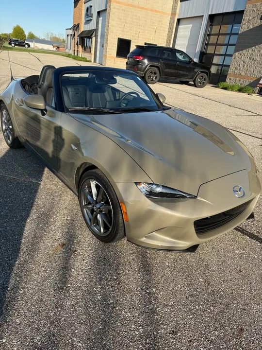 2023 Mazda ND MX-5 Miata - Image 8 of 10