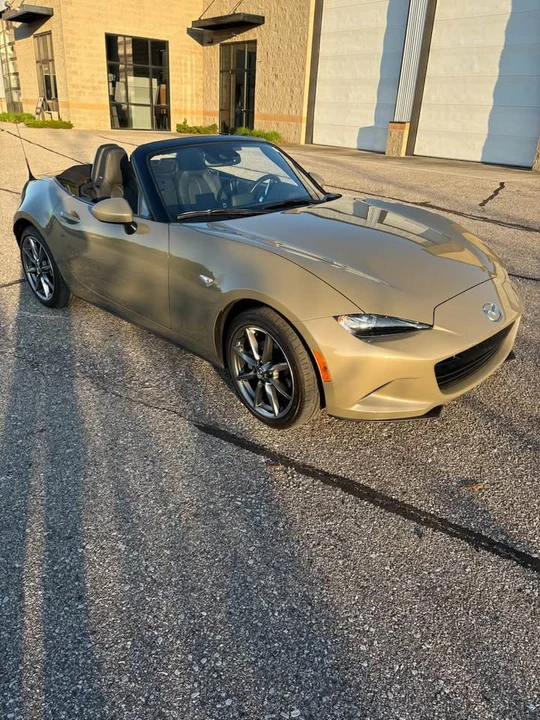 2023 Mazda ND MX-5 Miata - Image 2 of 10