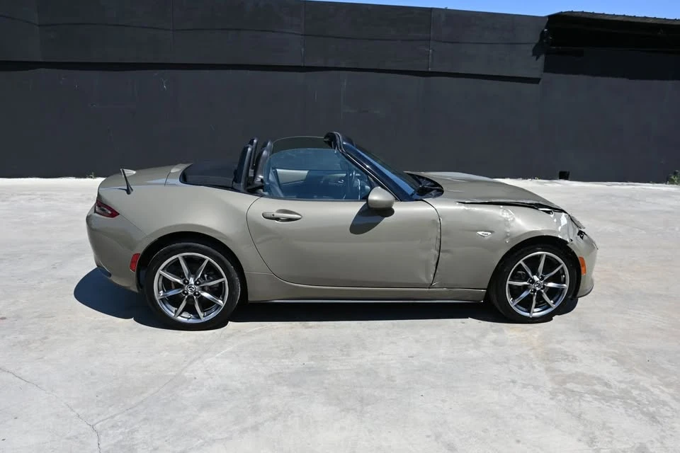 2023 Mazda ND MX-5 Miata - Image 13 of 20