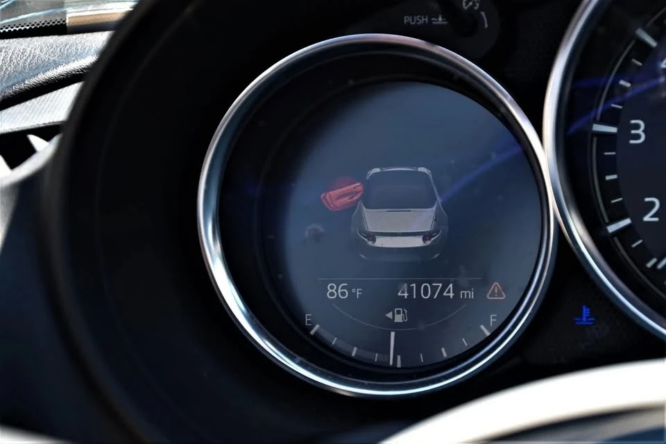 2023 Mazda ND MX-5 Miata - Image 14 of 20