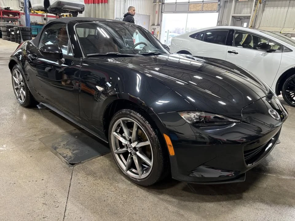 2023 Mazda ND MX-5 Miata - Image 9 of 15