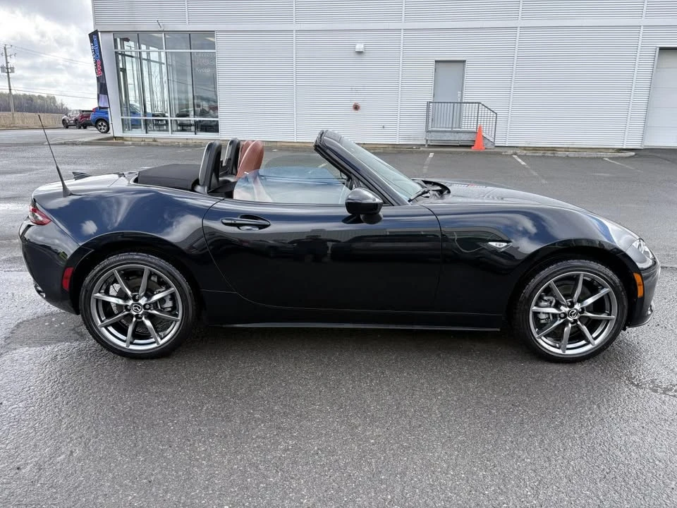 2023 Mazda ND MX-5 Miata - Image 8 of 15