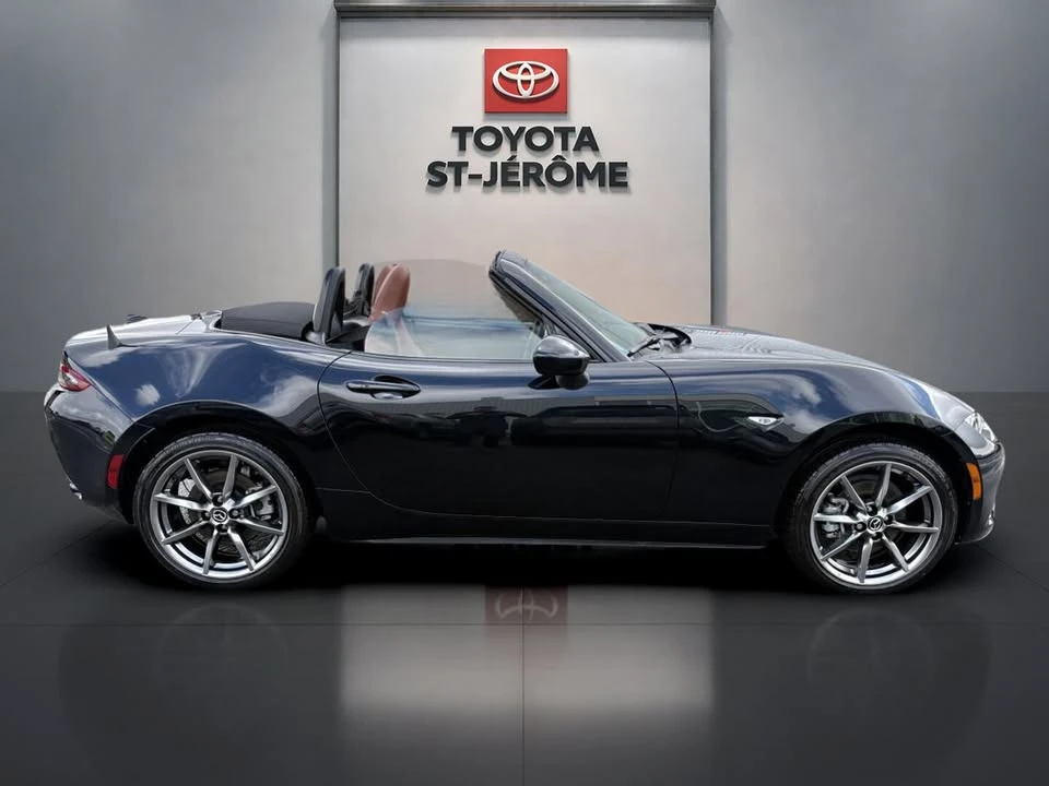 2023 Mazda ND MX-5 Miata - Image 8 of 15