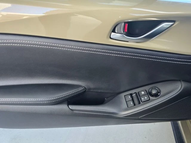 2023 Mazda ND MX-5 Miata - Image 17 of 20