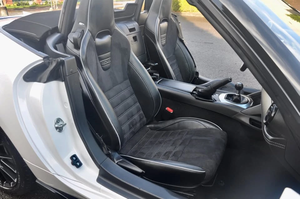 2023 Mazda ND MX-5 Miata - Image 15 of 20